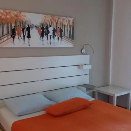Guest house Apartments And Rooms Mofardin