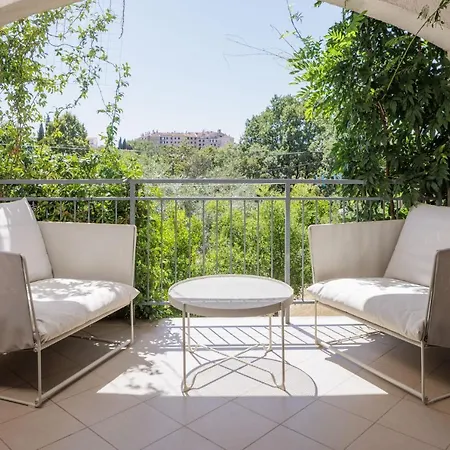 Guest house Apartments And Rooms Mofardin 3*